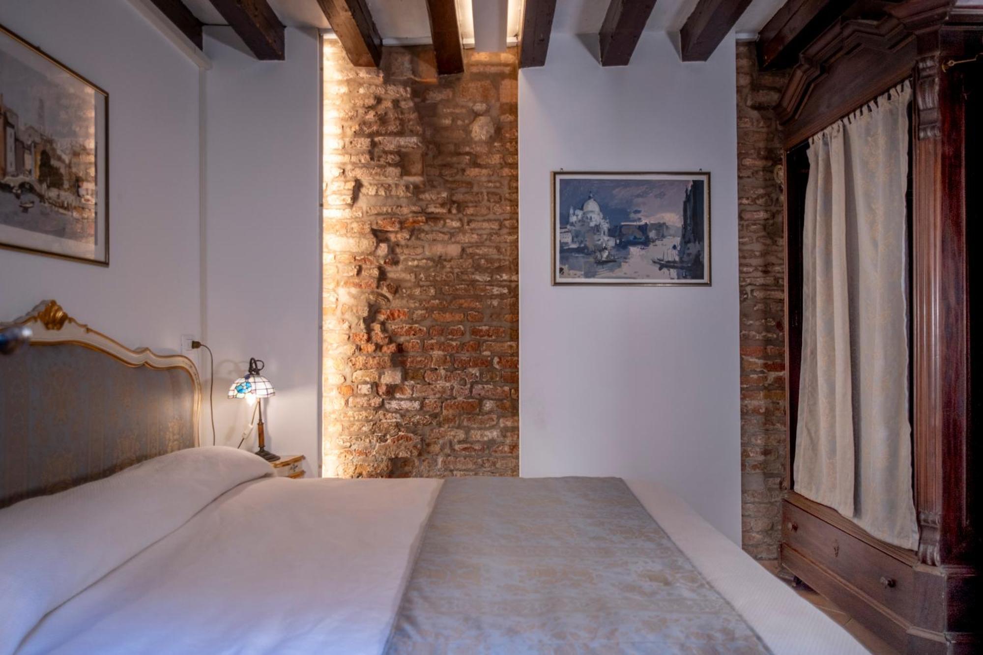 Bragozzo Ai Miracoli Venecia