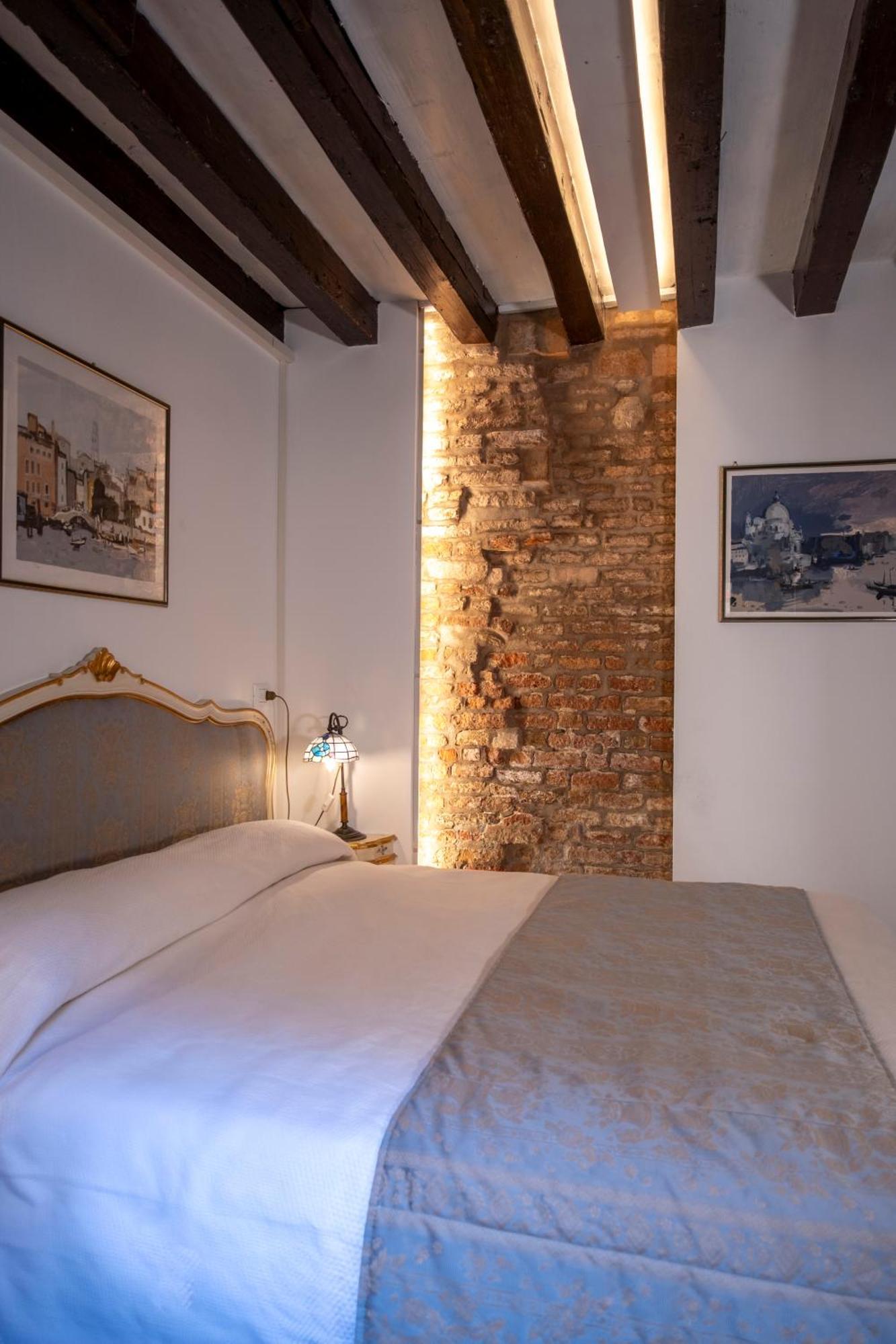 Bragozzo Ai Miracoli * Venecia